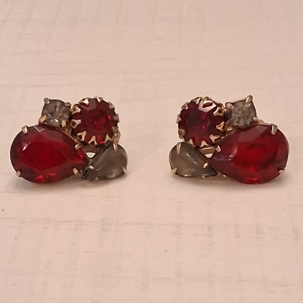 Vintage Cluster Clip-on Earrings Ruby Red and Light Taupe Brown Teardrops